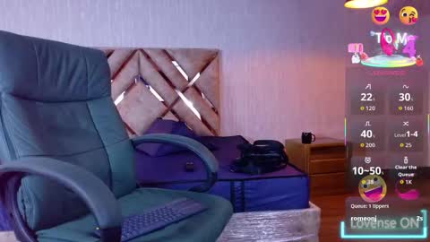 Engel online show from 09/15/25, 11:32