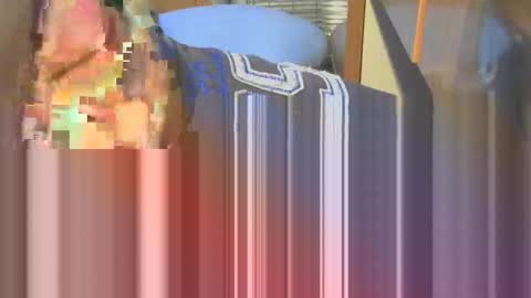 Snapshot of engin_83 chatting on 11/27/25, 08:11 engin_83 online show from 11/27/25, 08:11