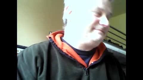 Snapshot of englishguysurrey chatting on 04/11/26, 11:03 englishguysurrey online show from 04/11/26, 11:03