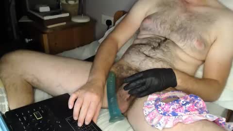 Snapshot of englishshyguyuk chatting on 10/03/25, 09:12 englishshyguyuk online show from 10/03/25, 09:12