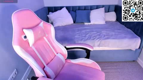 Ella  online show from 02/09/26, 01:09