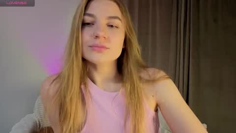 Snapshot of enjoyeverymoment_ chatting on 10/02/25, 08:38 enjoyeverymoment_ online show from 10/02/25, 08:38