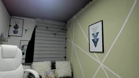 Enma clark online show from 10/20/25, 04:02