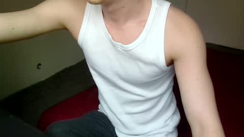 Snapshot of enoch98 chatting on 02/27/25, 10:04 enoch98 online show from 02/27/25, 10:04