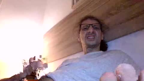 Snapshot of enri222 chatting on 03/01/25, 01:32 rineking online show from 03/01/25, 01:32