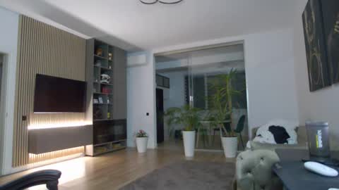 Snapshot of enrikoblue chatting on 03/06/25, 10:04 Erik online show from 03/06/25, 10:04