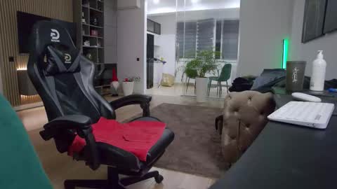 Snapshot of enrikoblue chatting on 01/11/26, 09:31 Erik online show from 01/11/26, 09:31