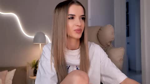 entya online show from 02/03/26, 09:14