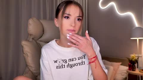 entya online show from 03/30/26, 06:25