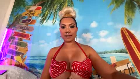 Mia visit  online show from 09/16/25, 02:34
