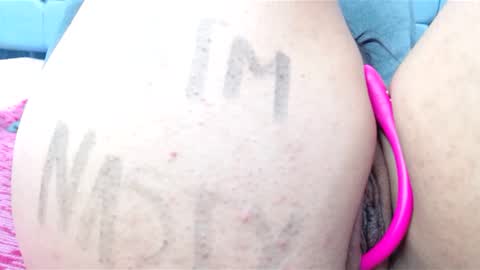 Snapshot of eny_dirty chatting on 12/07/24, 06:37 Enny Dirty online show from 12/07/24, 06:37