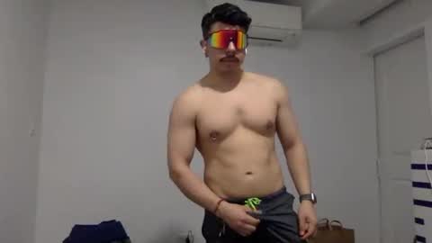 Snapshot of enzo_giovan chatting on 04/02/26, 02:53 enzo_giovan online show from 04/02/26, 02:53