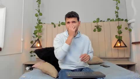 ENZO online show from 12/05/25, 02:36