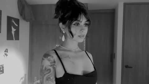 Leyla online show from 01/09/26, 01:19