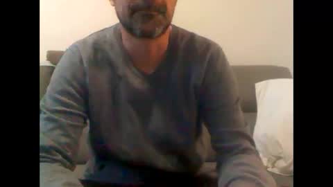 Snapshot of epicure91 chatting on 02/16/25, 04:10 epicure91 online show from 02/16/25, 04:10