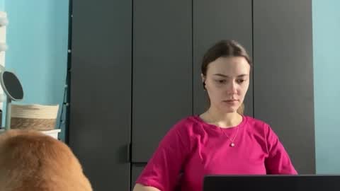 Snapshot of eracloke chatting on 02/13/26, 02:07 Lily online show from 02/13/26, 02:07