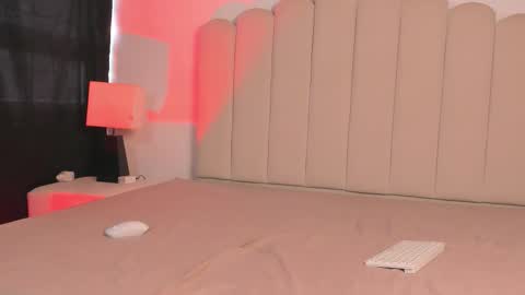 Snapshot of eragonbooy02 chatting on 12/19/25, 06:48 Eragon online show from 12/19/25, 06:48