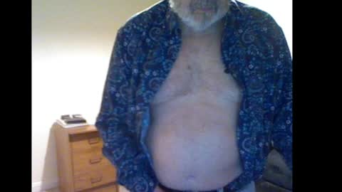 Snapshot of erasmus_d chatting on 01/17/25, 06:33 erasmus_d online show from 01/17/25, 06:33