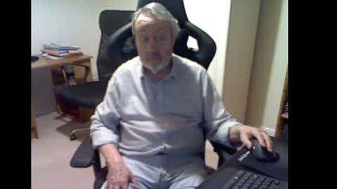 Snapshot of erasmus_d chatting on 01/30/25, 05:39 erasmus_d online show from 01/30/25, 05:39