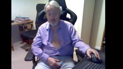 Snapshot of erasmus_d chatting on 02/01/25, 06:08 erasmus_d online show from 02/01/25, 06:08