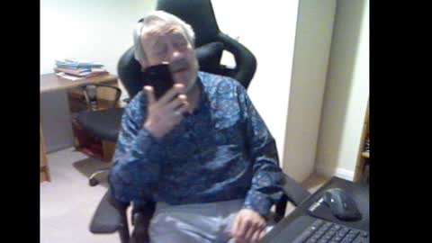 Snapshot of erasmus_d chatting on 02/07/25, 06:02 erasmus_d online show from 02/07/25, 06:02