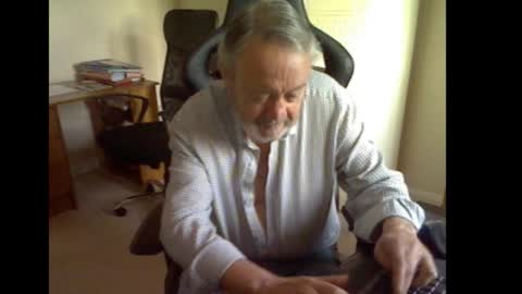 Snapshot of erasmus_d chatting on 10/07/25, 04:59 erasmus_d online show from 10/07/25, 04:59