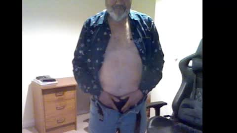 Snapshot of erasmus_d chatting on 10/19/25, 05:24 erasmus_d online show from 10/19/25, 05:24