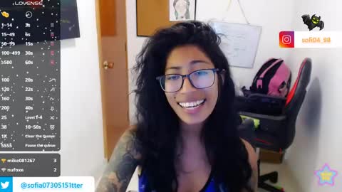 Snapshot of eren_mikasa chatting on 05/15/26, 11:12 sofia online show from 05/15/26, 11:12