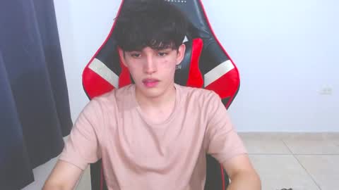 Snapshot of eren_tatakae chatting on 12/30/24, 01:26 eren_tatakae online show from 12/30/24, 01:26