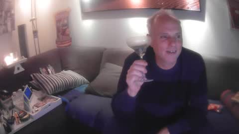 Eric online show from 12/08/24, 06:50