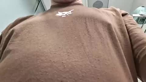 eric4698523103 online show from 05/18/26, 05:24