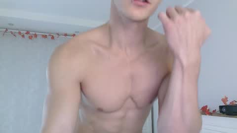 Eric Crush online show from 11/10/25, 03:49