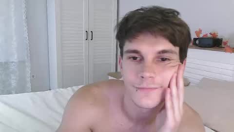 Eric Crush online show from 11/11/25, 03:56