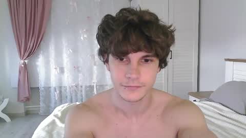 Eric Crush online show from 05/18/26, 04:40