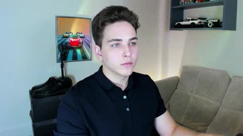 Snapshot of eric_ether chatting on 10/02/25, 04:47 Eric online show from 10/02/25, 04:47