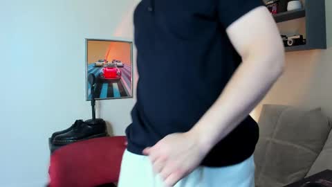 Snapshot of eric_ether chatting on 10/03/25, 06:27 Eric online show from 10/03/25, 06:27