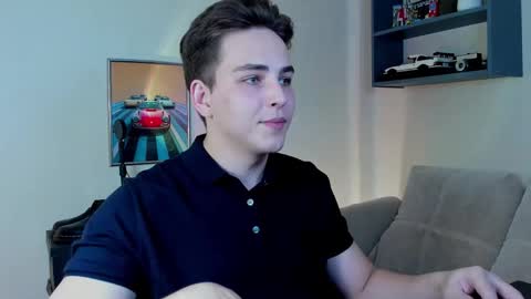 Snapshot of eric_ether chatting on 10/04/25, 07:45 Eric online show from 10/04/25, 07:45