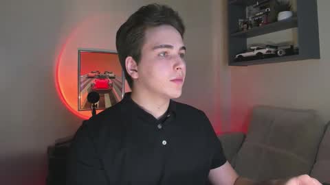 Snapshot of eric_ether chatting on 11/06/25, 05:36 Eric online show from 11/06/25, 05:36