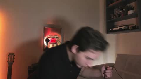 Snapshot of eric_ether chatting on 11/29/25, 04:32 Eric online show from 11/29/25, 04:32