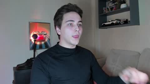 Snapshot of eric_ether chatting on 11/30/25, 08:13 Eric online show from 11/30/25, 08:13