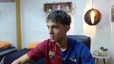 Snapshot of eric_oslo chatting on 01/08/26, 06:43 eric_oslo online show from 01/08/26, 06:43