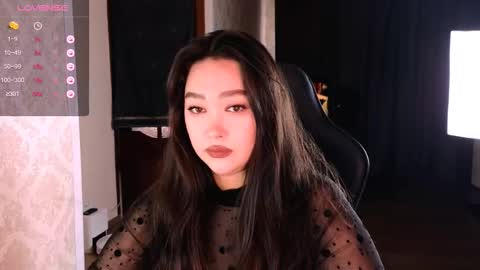 Snapshot of erica_wayne chatting on 11/06/25, 08:04 Erica Wayne online show from 11/06/25, 08:04