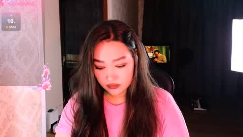 Snapshot of erica_wayne chatting on 11/19/25, 11:32 Erica Wayne online show from 11/19/25, 11:32