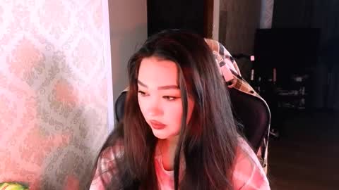 Snapshot of erica_wayne chatting on 12/16/25, 03:00 Erica Wayne online show from 12/16/25, 03:00