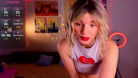 Snapshot of erica_winterr chatting on 02/04/25, 08:56 Erica Winterr online show from 02/04/25, 08:56