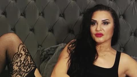 Erica online show from 12/02/24, 10:12