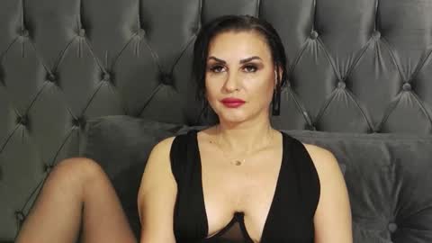 Erica online show from 12/15/24, 11:20