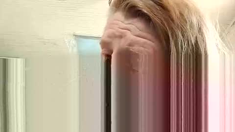 Snapshot of ericas080625 chatting on 12/14/25, 02:55 EazyE MattyDaddy online show from 12/14/25, 02:55