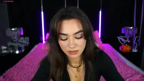 Erica online show from 11/10/25, 03:00