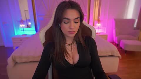 Erica online show from 02/10/26, 07:56